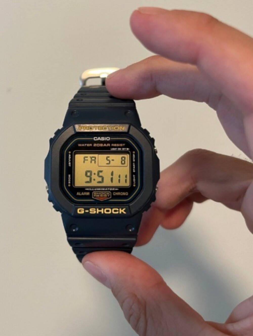 CASIO G-SHOCK - VINTAGE ( DW5600 ) - Picture 4 of 7